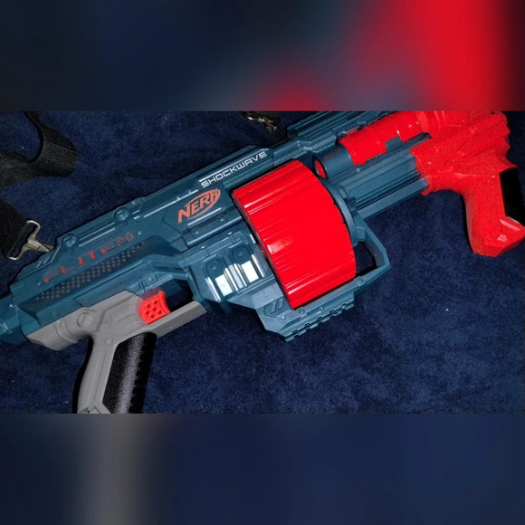 Nerf Elite 2.0 Shockwave RD-15 Blaster, 15-Dart Rotating Drum - Picture 2 of 7
